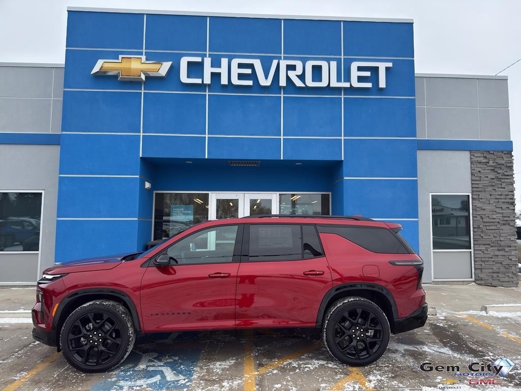 2026 Chevrolet Traverse RS in Radiant Red Tintcoat — front three-quarter view